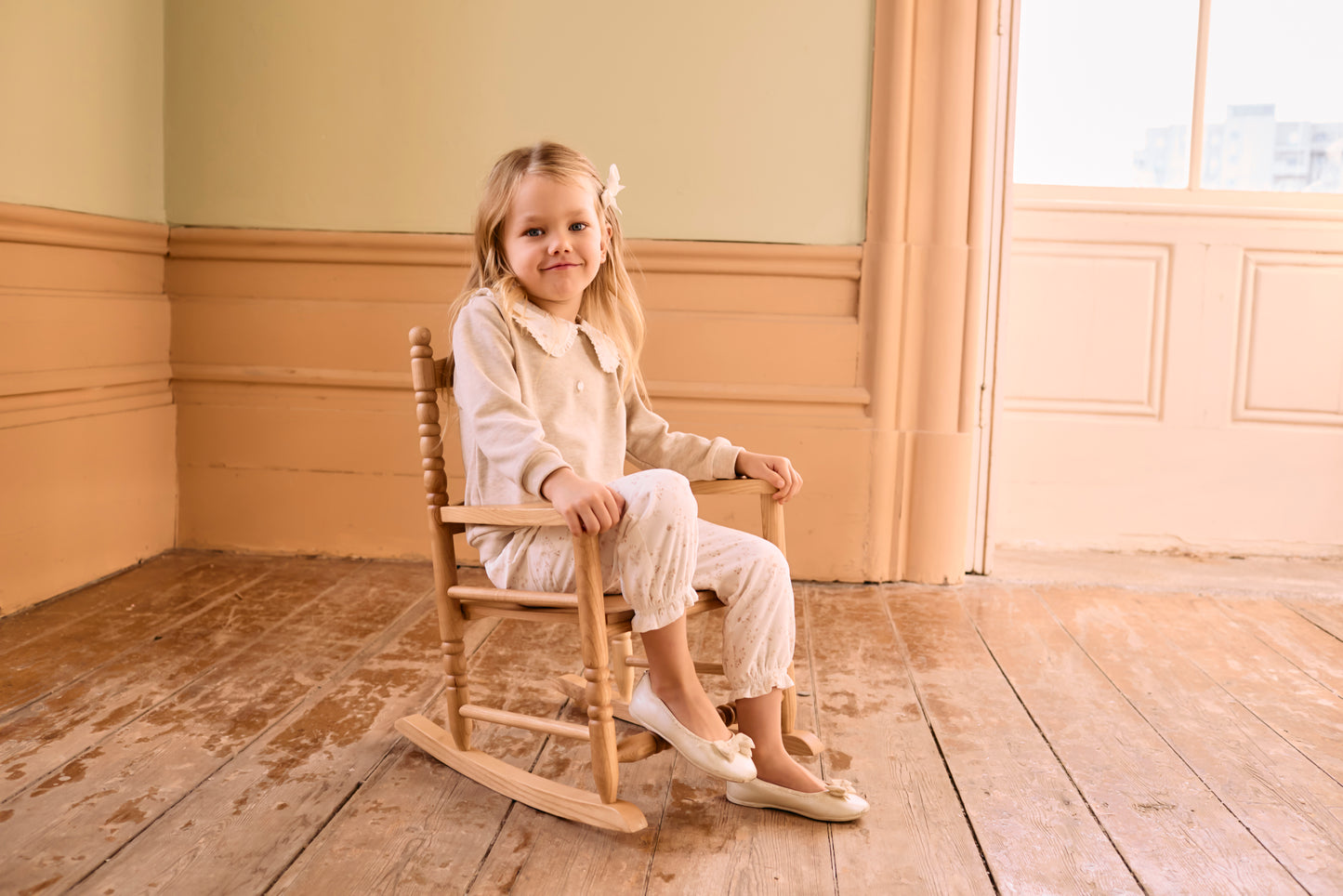 Beige Flowers Girls Pants Set